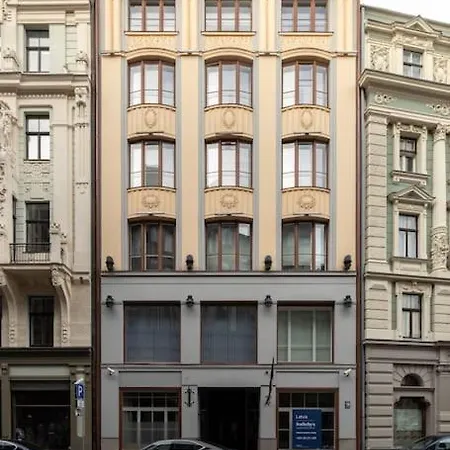 Апартаменты Beautiful 1bd Old Town Рига